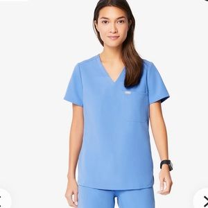 Ceil Figs Scrubs set
